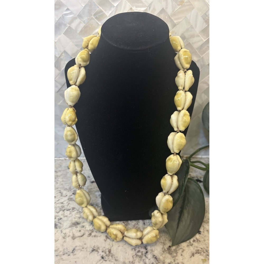 Vintage‎ Cowrie Sea Shell NECKLACE Long Heavy Hawaiian Lei Summer Beach Vibe